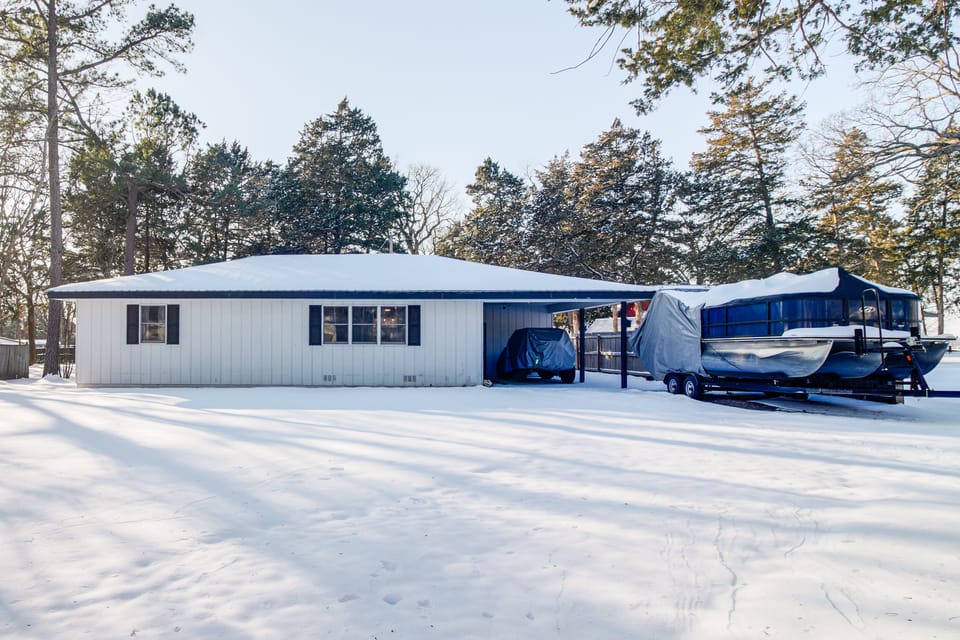 Bring Your Boat! Family-Friendly Gem on Grand Lake House in Ozark Mountains