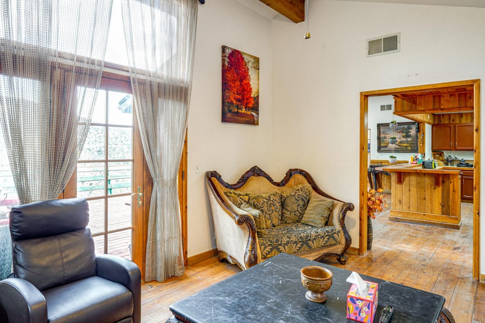 Private Sauna & Mtn-View Deck! Kern County Home House in Pine Mountain Club