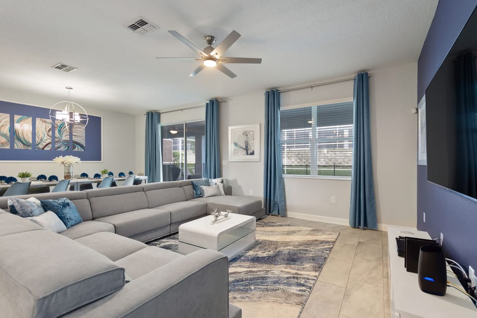 Game Room, Theater & Pool! Ultimate Disney Oasis House in Four Corners