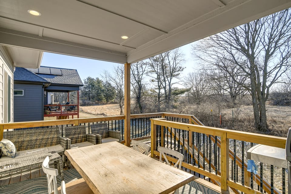 'The Cove' Polk City Ranch Near Saylorville Lake House in Iowa
