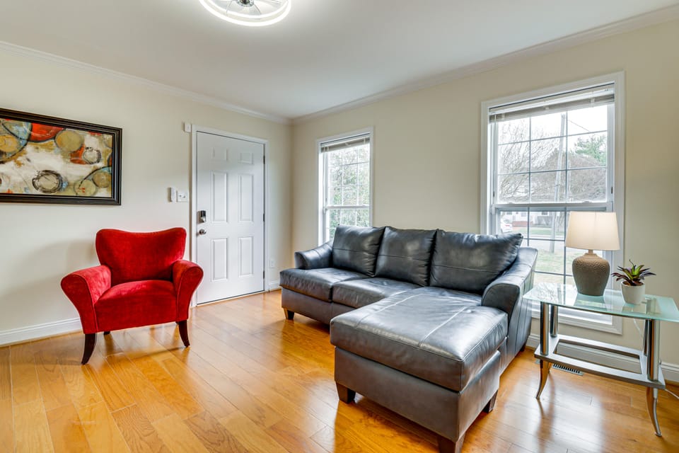 Walk to Dtwn & Campus! Spacious Hampton Home House in Norfolk
