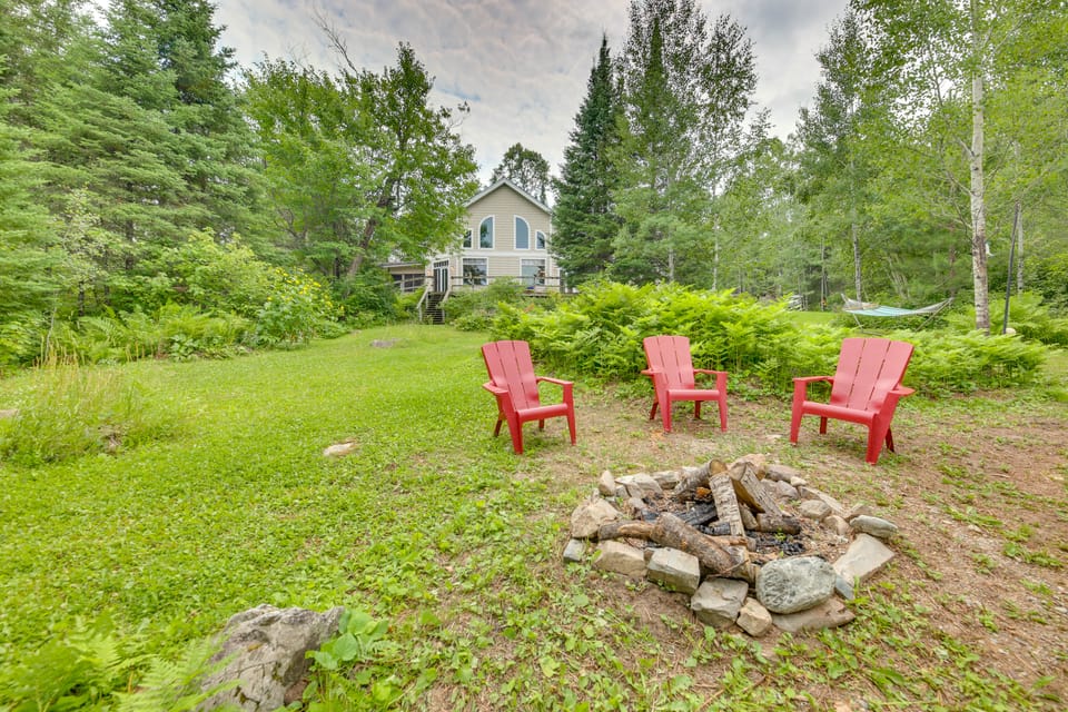4-Season Recreation: Secluded Pike River Cabin House in Minnesota