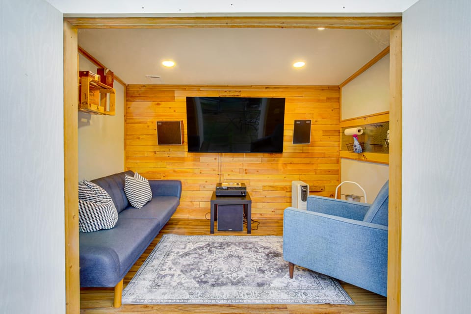 Entertainment Shed! Pet-Friendly Oregon Coast Home House in Bay City