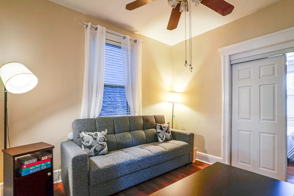 Easy NYC Access! Gateway Region Apartment w/ Yard Apartment in North Bergen