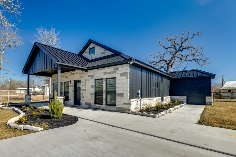 Lake Somerville Family Retreat: 'The Lazy Joey'! House in Texas