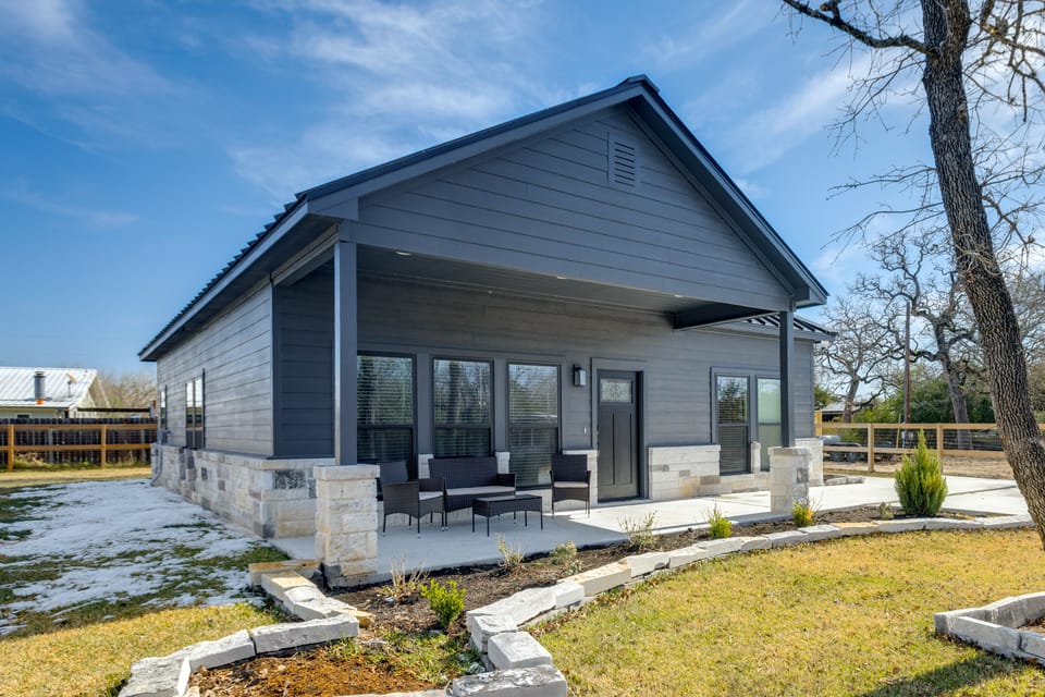 ‘Roo's Hideaway’ Modern 3BR Near Round Top & A&M! House in Texas