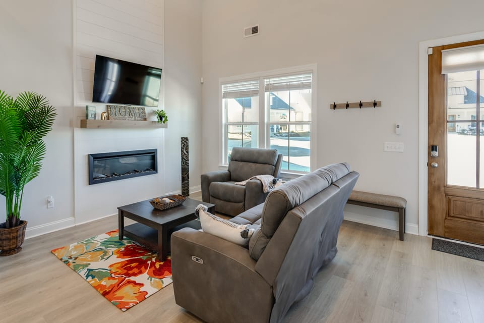 'Lakeside Retreat' w/ Boat Dock in Greenwood! House in Lake Greenwood