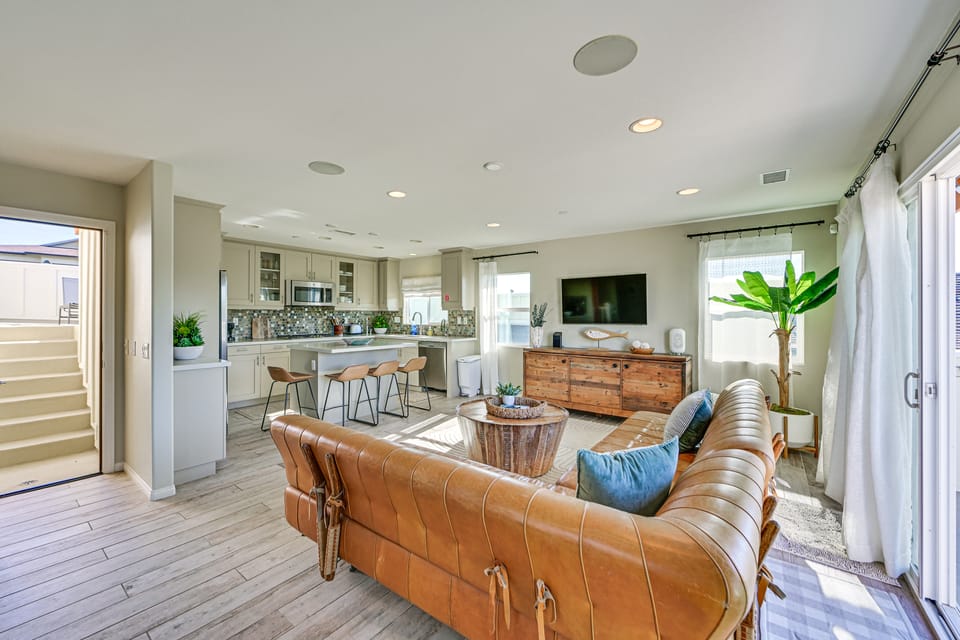 1 Mi to Beach! San Clemente Gem w/ Rooftop Patios Apartment in San Clemente