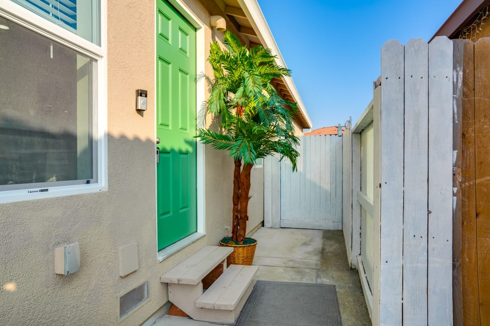 Great for Digital Nomads! Convenient Manteca Apt Apartment in Manteca