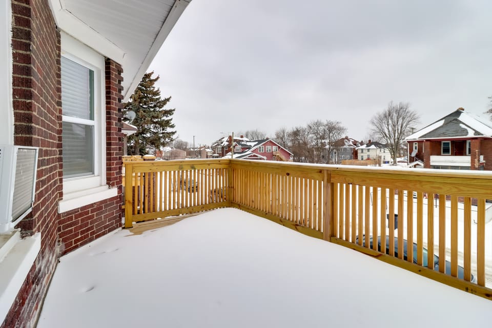 Modern Updates & Great Location! Detroit Duplex House in Detroit