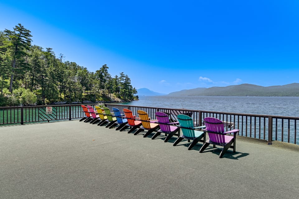 Year-Round Fun in Putnam Station: Lakefront Home! House in Lake George