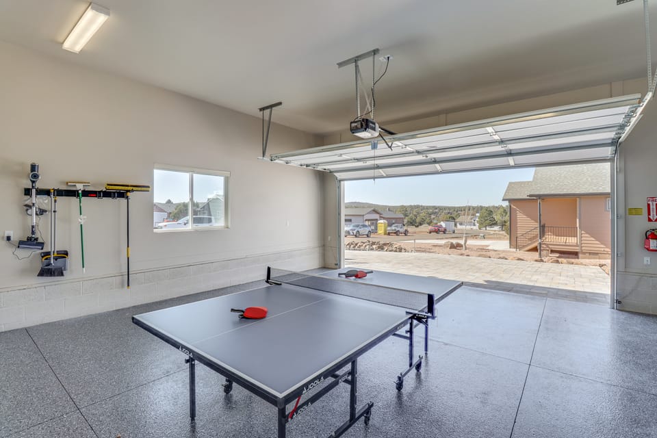 Show Low Home w/ Deck: Near Lake & Trails! House in Show Low