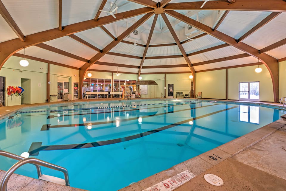 Family Retreat w/ Game Room, 4 Mi to Kalahari! House in Pocono Mountains