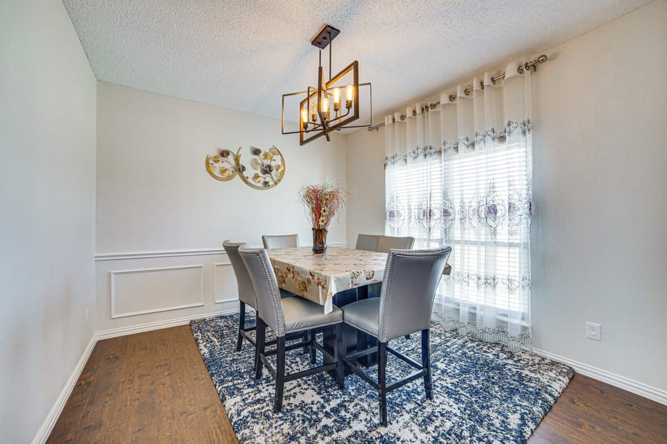 Walk to Lake Ray Hubbard: Spacious Home w/ Pool House in Rowlett