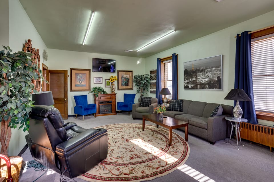Fun & Unique Home w/ Vintage Game Room in Annville House in Pennsylvania