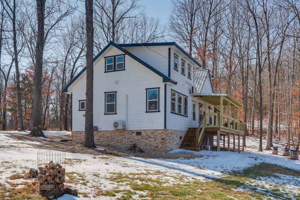 Secluded Ozark Hideaway: 13 Mi to Table Rock Lake House in Arkansas