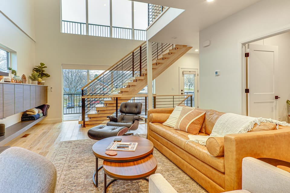 Hike, Ski & Explore SLC: Walkable Luxury Townhome Apartment in Salt Lake City