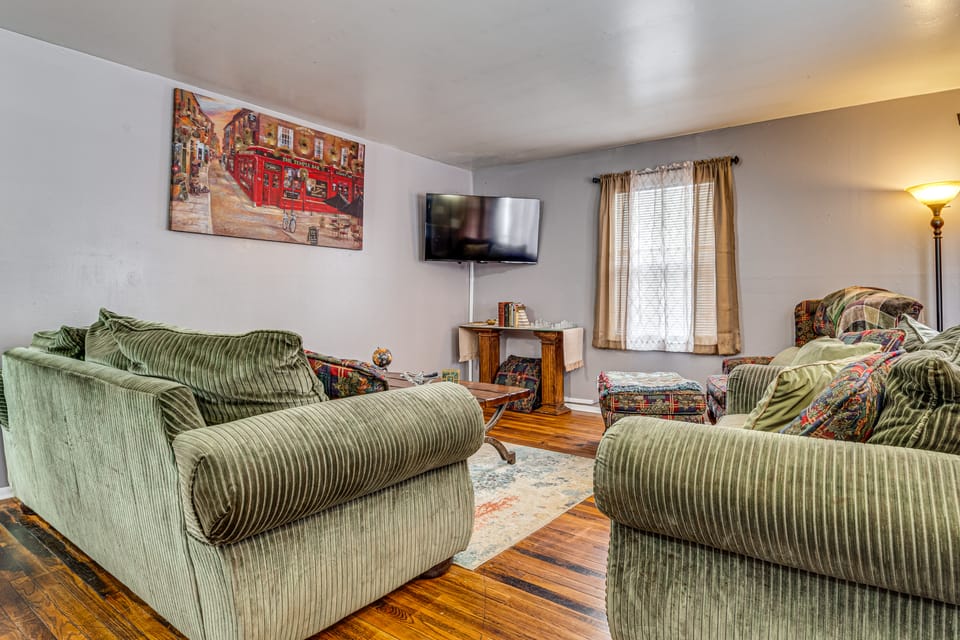 Updated NE Indianapolis Home: Easy I-70 Access! House in Indianapolis