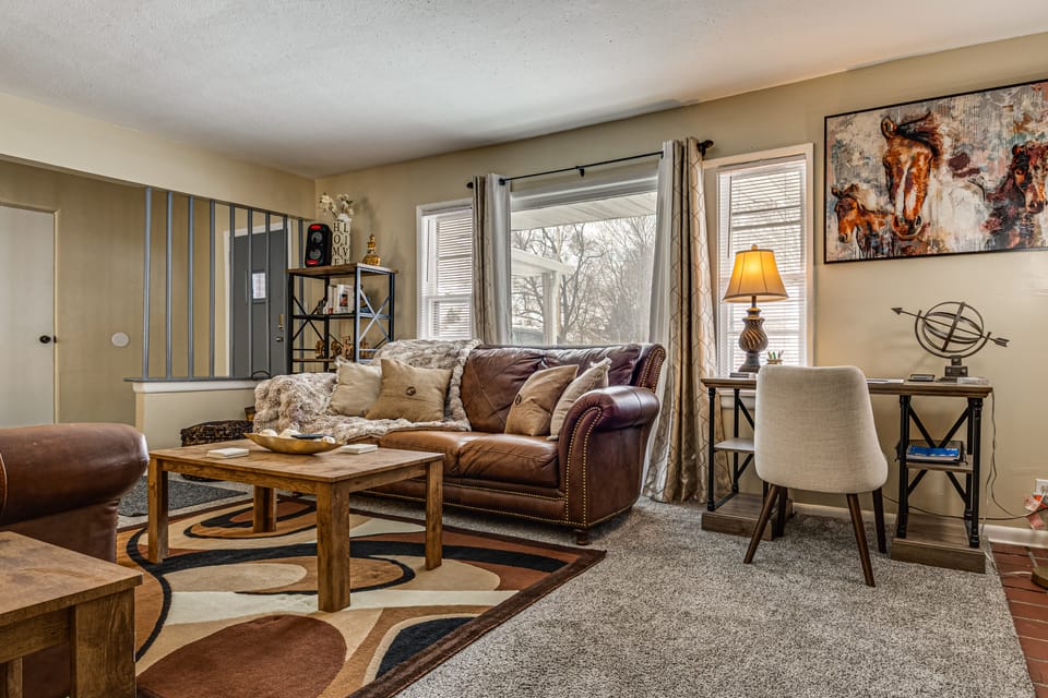 1 Mi to Butler! Family-Friendly Indianapolis Home House in Indianapolis