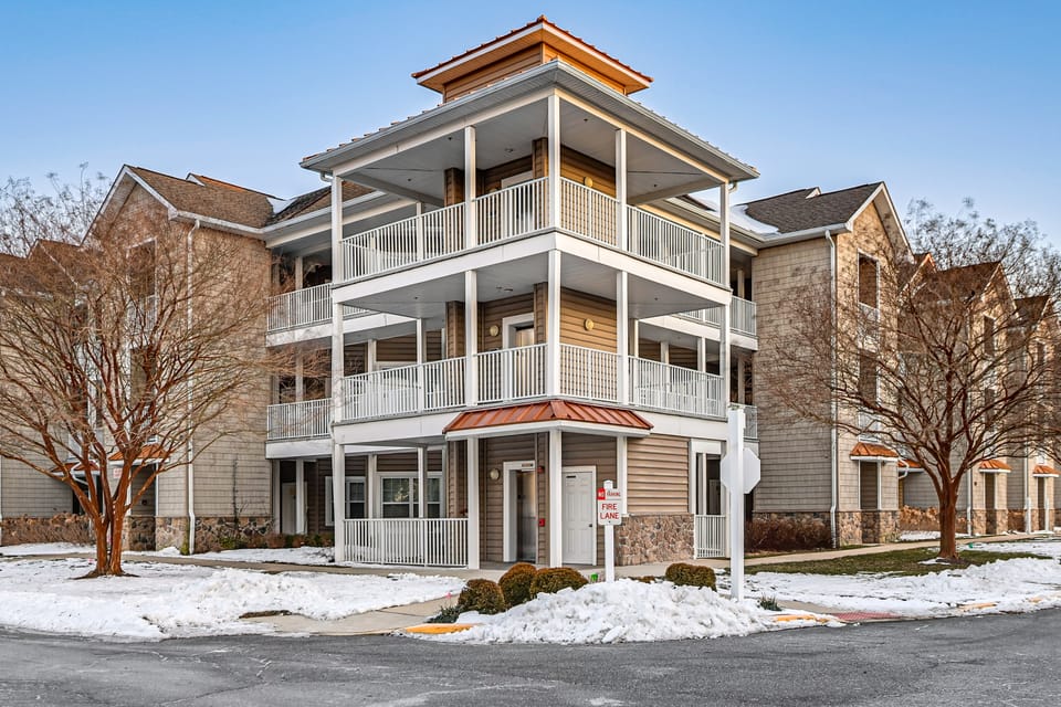 Bay-n-Beach! Comfy Coastal Condo in Lewes! Apartment in Sussex County