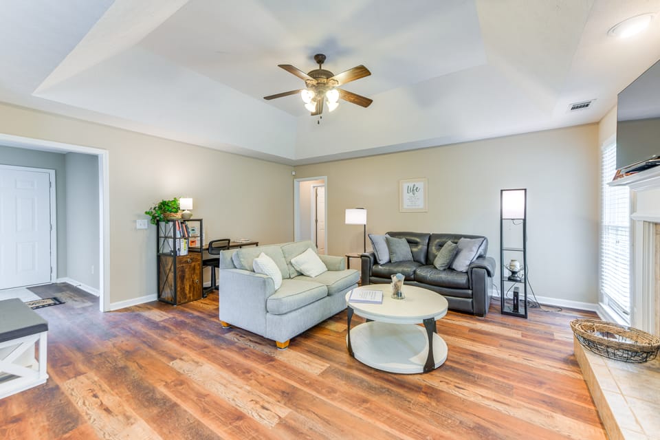 6 Mi to Fort Benning: Quiet Home w/ Patio & Yard House in Columbus