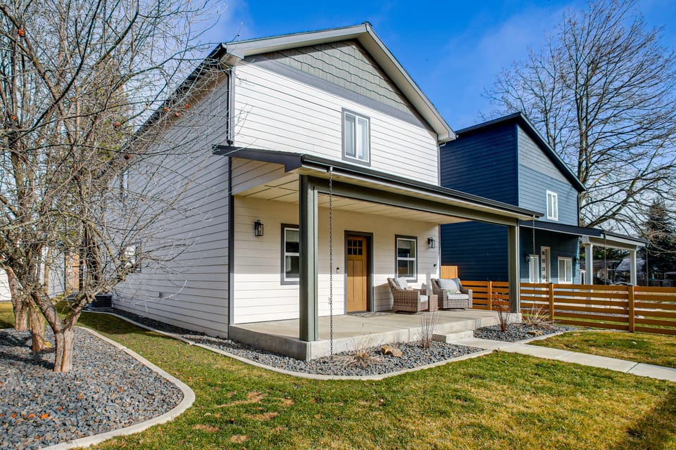 1 Mi to Lake Coeur d'Alene: Pet-Friendly Getaway House in Coeur dAlene