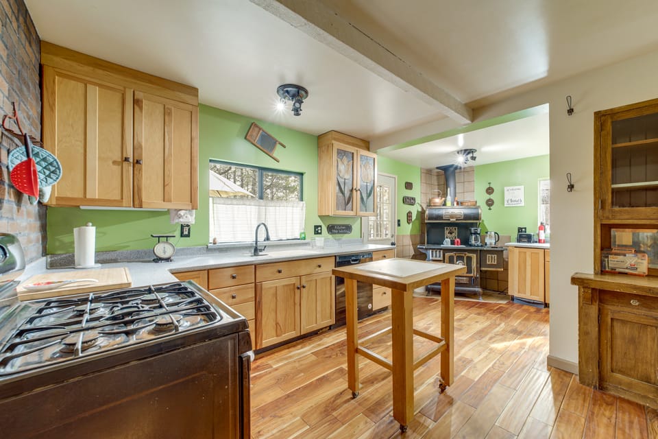 Great for Families! Woodsy Haven in Happy Jack House in Arizona