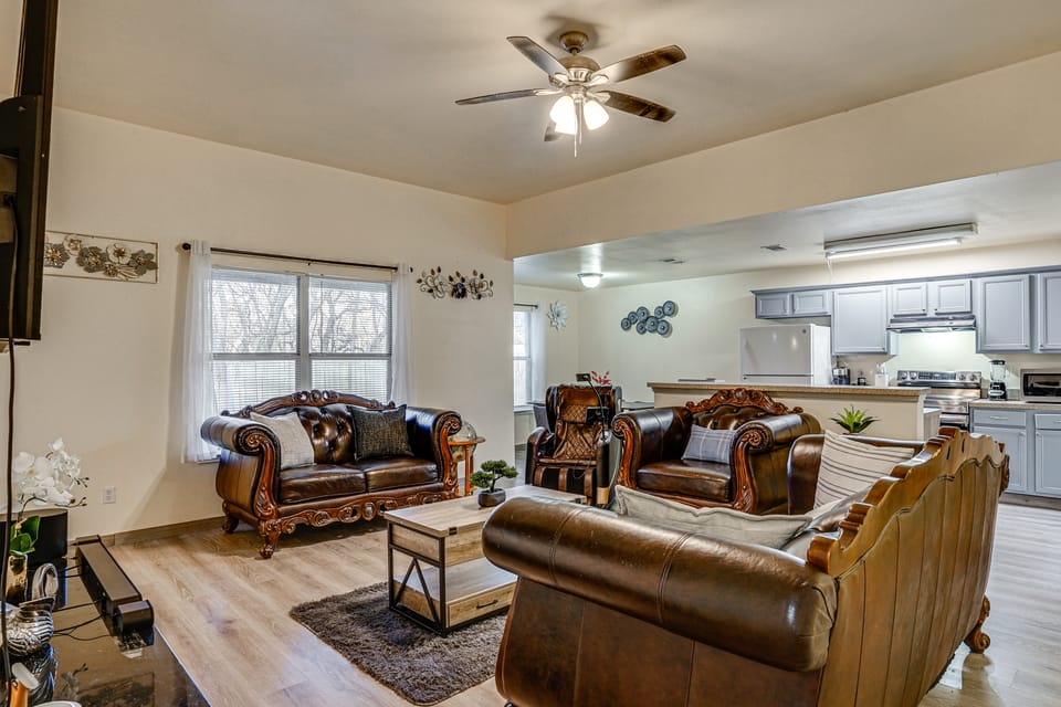16 Mi to Dallas Stadium! Home w/ Easy City Access House in Dallas
