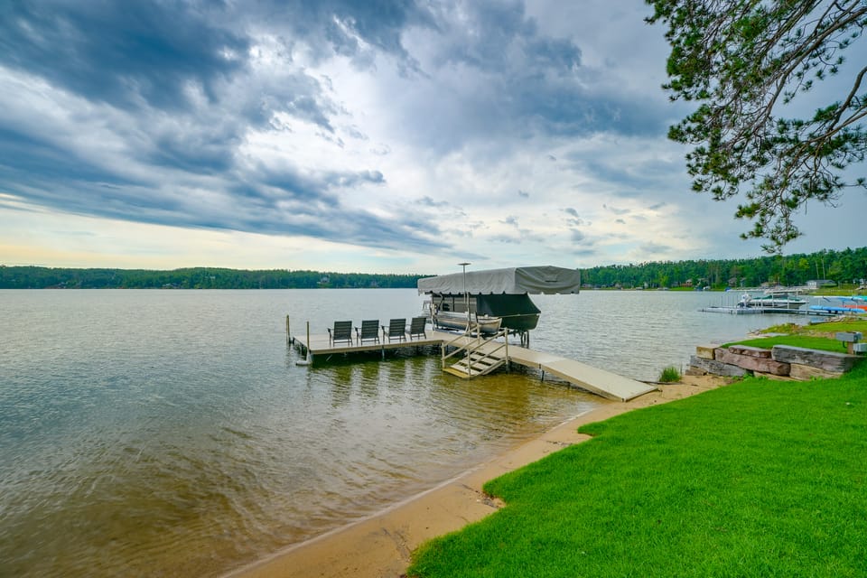Big Bear Lake Retreat w/ 2 Homes Main/Beach Houses House in Michigan