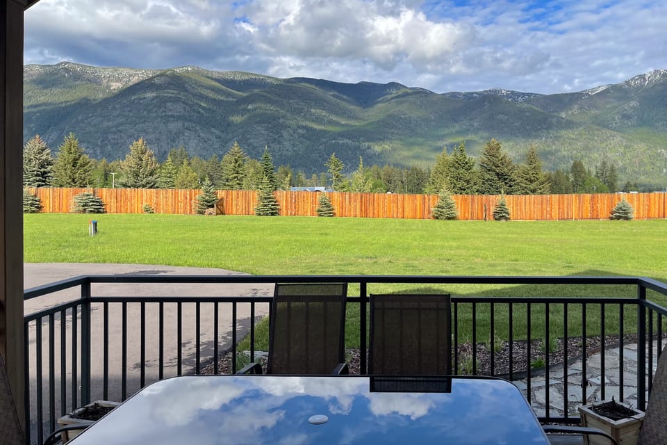 5 Mi to Flathead River: Serene Mountain-View Gem! House in Idaho
