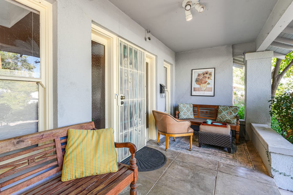 2 Mi to Downtown: Pet-Friendly Home in Phoenix! House in Phoenix