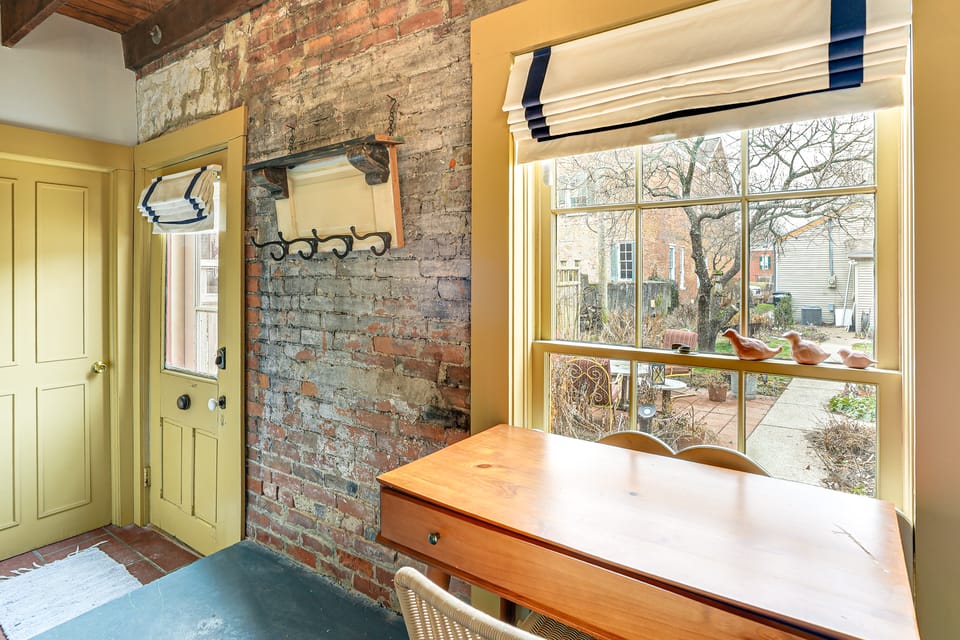 1 Block to Main St: 'Second Street Carriage House' Apartment in Indiana