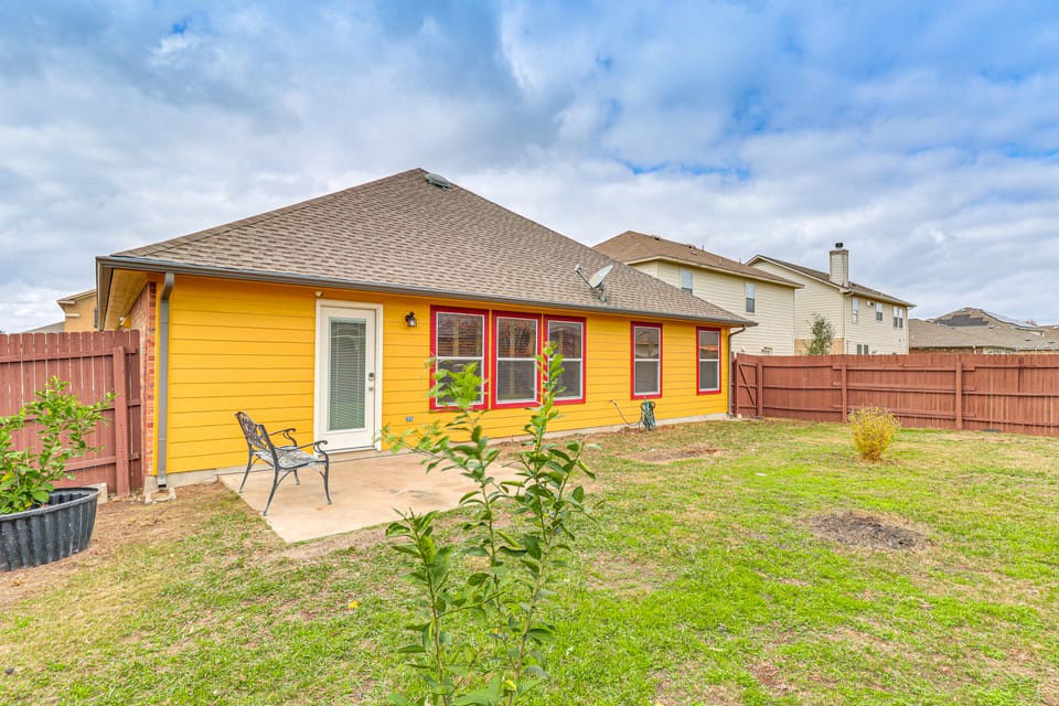 1 Mi to Lake Pflugerville! Charming Family Home House in Pflugerville