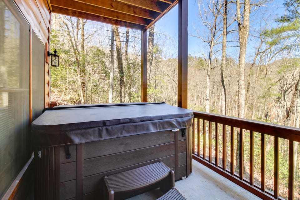 Family Escape Near Blue Ridge | Ellijay House in Georgia