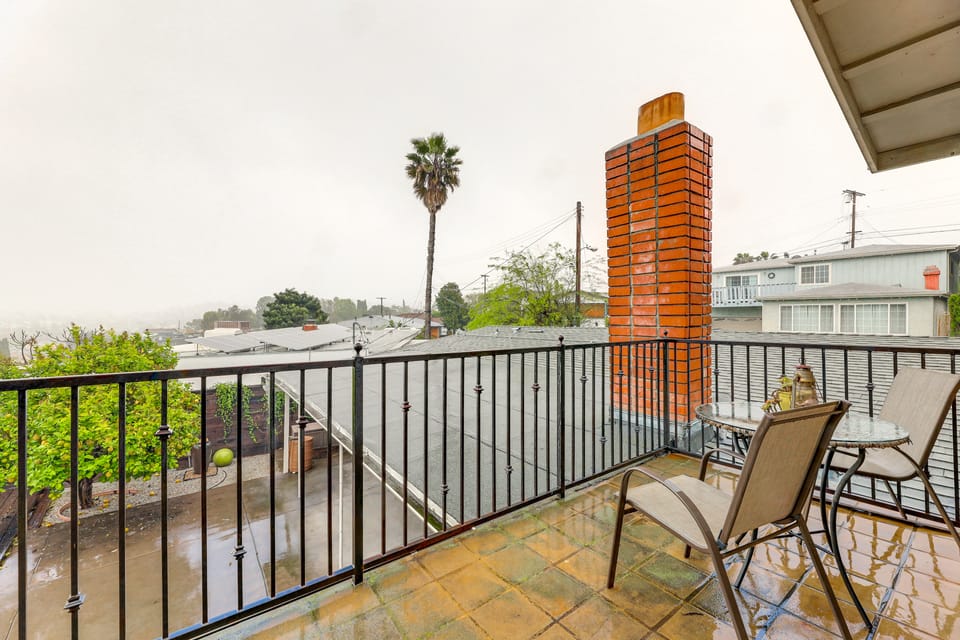 Great for Families! Mtn-View Los Angeles Home House in Eagle Rock