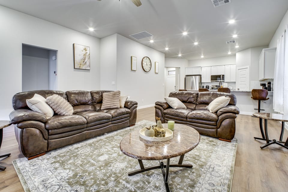 8 Mi to TTU! Pet-Friendly Home w/ Patio & Yard House in Texas