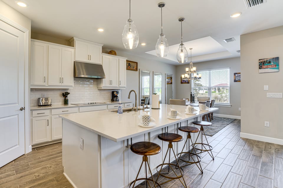 1 Mi to Boat Launch: Canal-View Cape Coral Gem House in Cape Coral