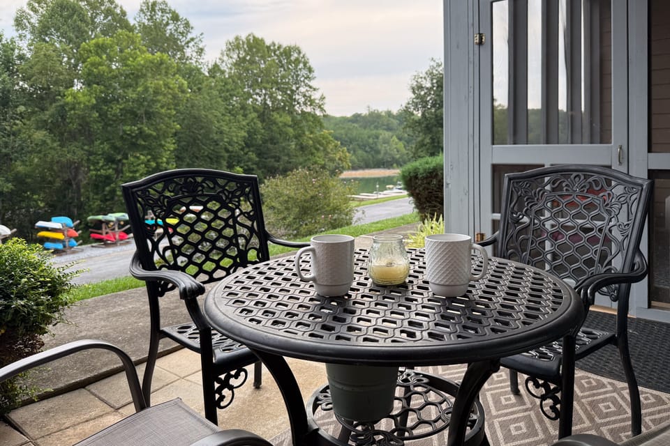 Smith Mtn Lake Fun! Resort-Style Family Retreat Apartment in Smith Mountain Lake