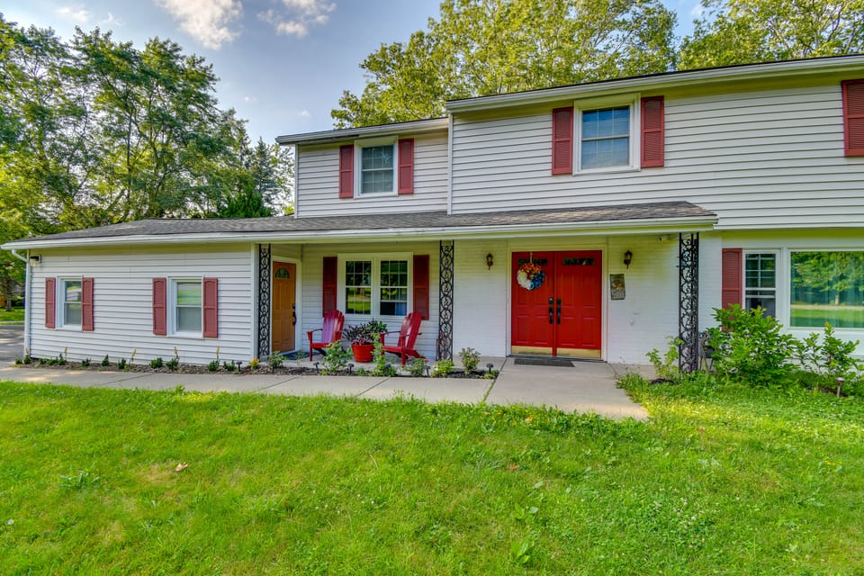 Work & Play in Pittsford: Quiet Home Near Parks Apartment in New York