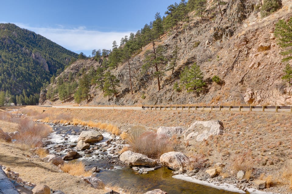Riverfront Drake Home - 10 Mi to Estes Park! House in Colorado