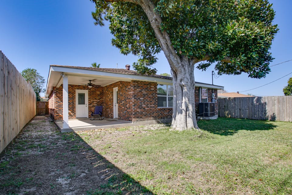 Dine, Shop & Play: Kenner Home w/ Patio & Yard! House in Kenner