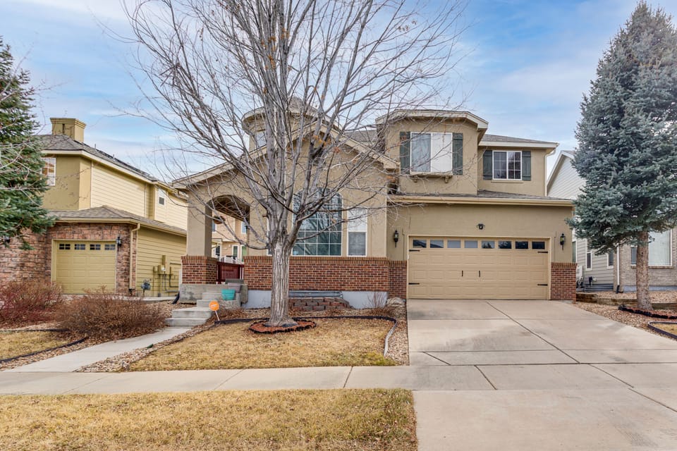 6 Mi to Buckley Space Force Base: Getaway w/ Patio House in Aurora