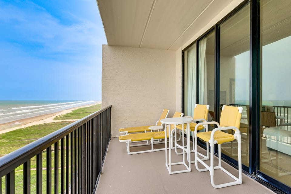 3BR Beachfront PH Suite: Suntide III - Unit 1203 Apartment in South Padre Island