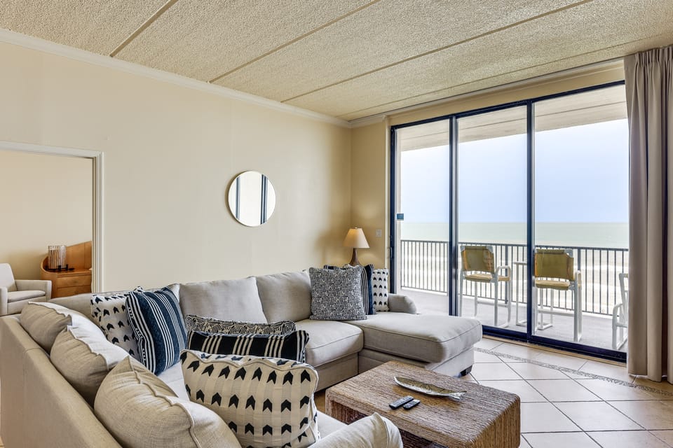 3BR Beachfront PH Suite: Suntide III - Unit 1203 Apartment in South Padre Island