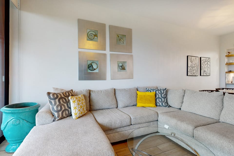 High-End 2BR, Resort Perks: Suntide III - Unit 107 Apartment in South Padre Island