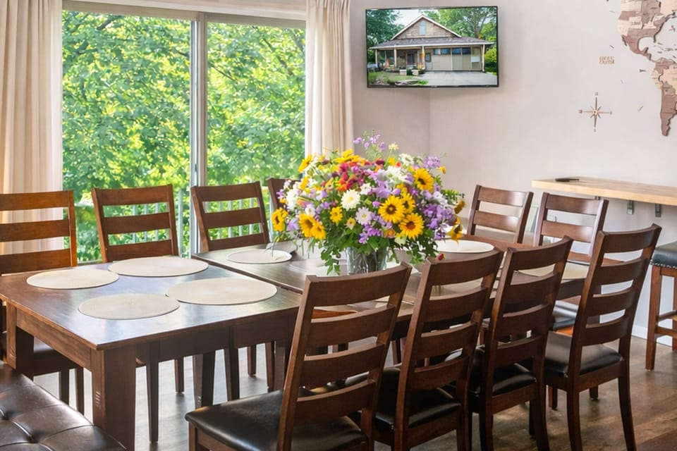 Ultimate Lake Getaway in Osage Beach:Resort Perks! House in Lake of the Ozarks