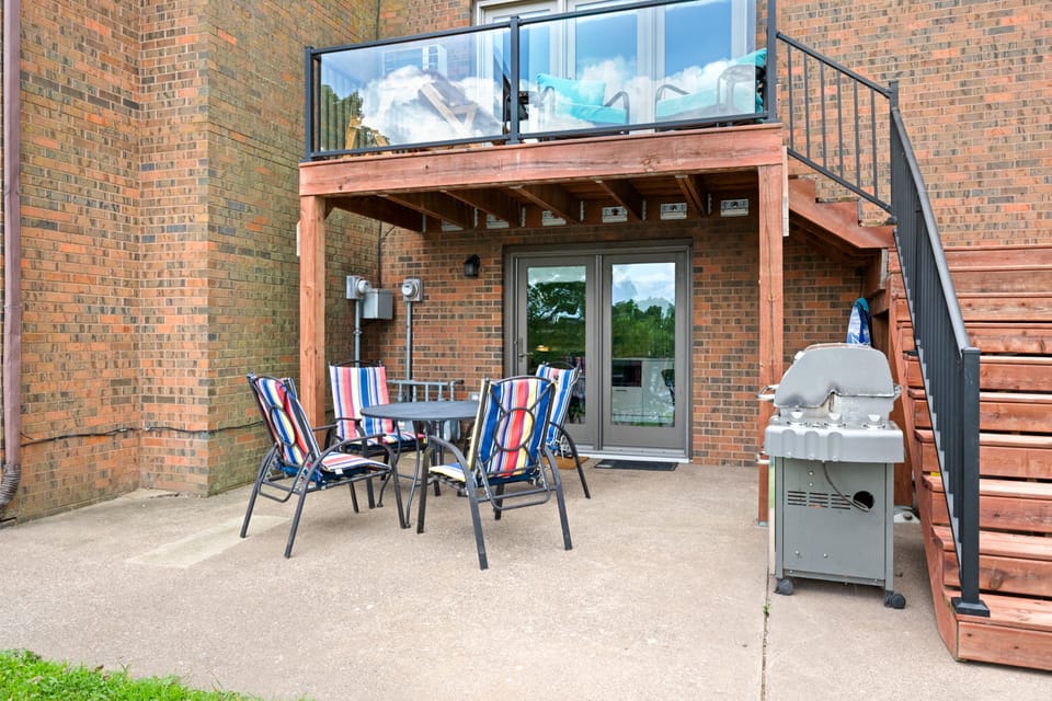 Family Fun on Cross Lake! Fire Pit, Games, Grill Apartment in Minnesota