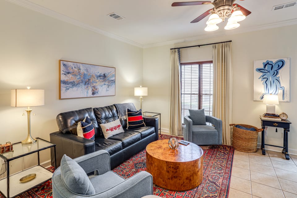 Walk to Ole Miss! Hilltop Oxford Home w/ Patio House in Oxford