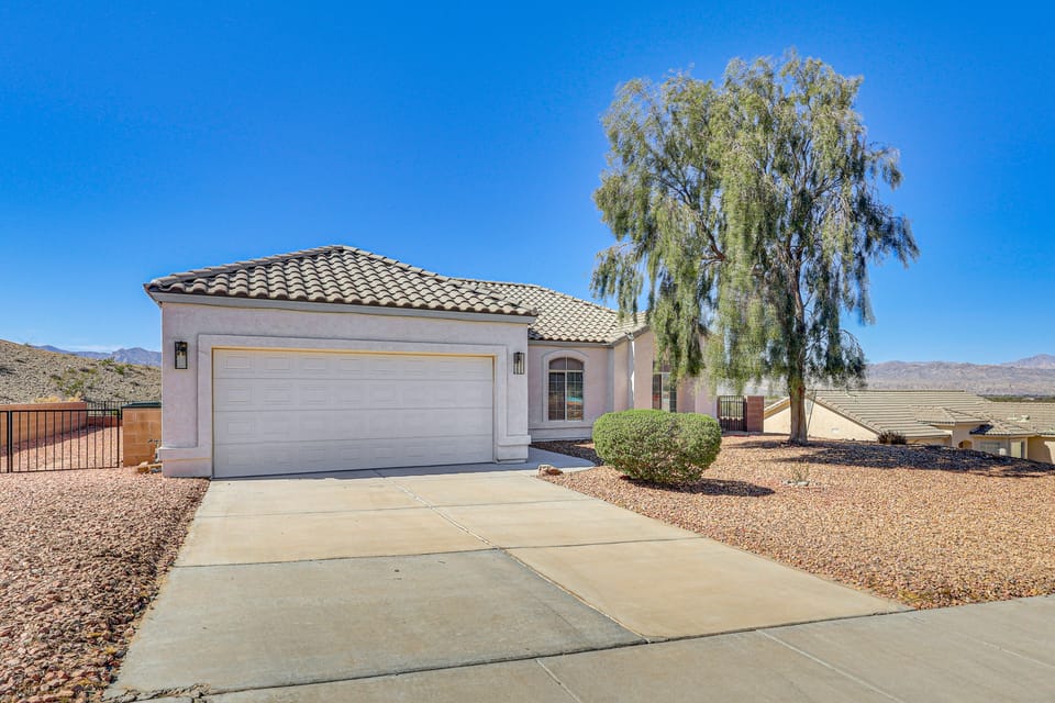 Desert Getaway w/ Serene Views in Bullhead City! House in Bullhead City