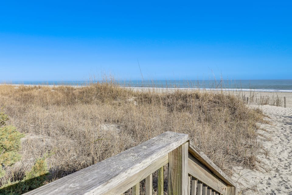 Golden Mile Getaway Steps from the Beach Apartment in Myrtle Beach